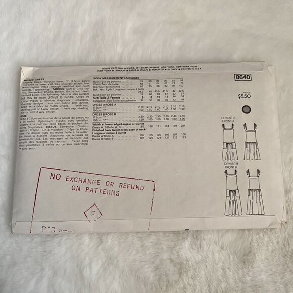 3 Vogue Sewing Patterns - Picture 7 of 7